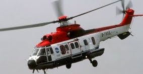 Un Super-Puma a hélitreuillé hier des pompes à chaleurs de plusieurs tonnes au centre commercial Occitania - Photo DDM