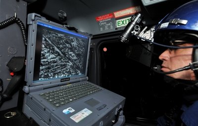 Entre 4h et 7h du matin, les gendarmes vont effectuer plus de 300 dépistages, à Rognac et La Calade, à Aix, avec l'appui aérien de l'EC135 des gendarmes - Photo Serge Mercier