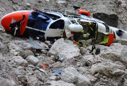 L'épave de l'Agusta A109S Grand I-REMS - Photo © www.ansa.it