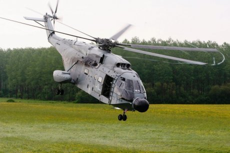 Ce Super Frelon s'est posé à Dax le 6 mai 2010. Ce jour-là, il a effectué son dernier vol - Photo David LE DÉODIC