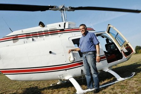 Bernard Gouzilh a créé sa société de transport par hélicoptère- Photo Stéphane Klein