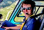 Nicolas Dotto n'a que 27 ans, mais a déjà 2 500 heures de vol - photo © Azur Hélicoptère