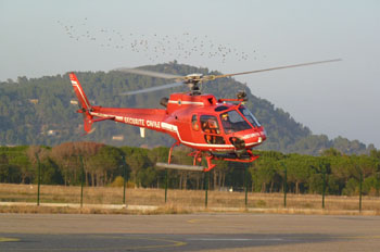 L'hélicoptère médicalisé de la Sécurité Civile est basé dans l'enceinte de l'EA-ALAT, au Cannet des Maures - Photo G.L.