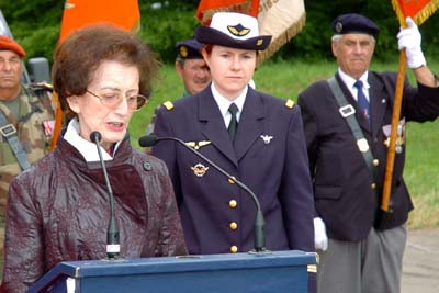 Allocution du MGI Valérie ANDRE lors de la commémoration par l‘Armée de l‘Air du centenaire du 1er décollage en France d'un hélicoptère - (B.A. 128 Metz, 12-13 mai 2007 - Photo DR AHA