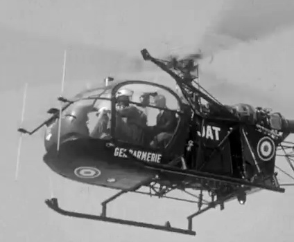 Arrivée de l'Alouette 2 F-MJAT Gendarmerie en 1971 - Photo DR INA