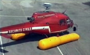 Déclenchement pour test de la flottabilité de AS 350 Dragon 131 Sécurité civile - Photo DR