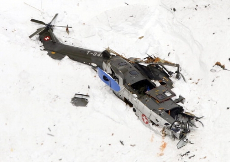 L'hélicoptère de type Cougar avait décollé à 13h50 de la base aérienne d'Alpnach (OW)- Photo © KEYSTONE