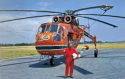 Jean-Louis Germain pose devant son Air Crane (Corse 2005) - Photo © Jean-Louis Germain