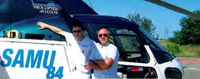 Jean-François Deroo et Stéphane Magnolo, pilotes d'hélicoptère effectuant les transports sanitaires aériens du samu-smur 84 - Photo Challenge n°54