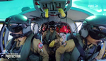 L'équipage aux commandes du Dauphin de la 35F- Photo DR