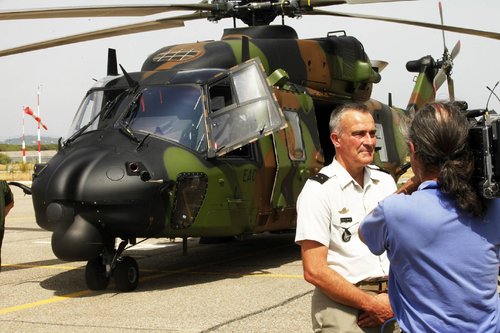 Le général Olivier De La Motte, commandant de la base - Photo Dylan Meiffret