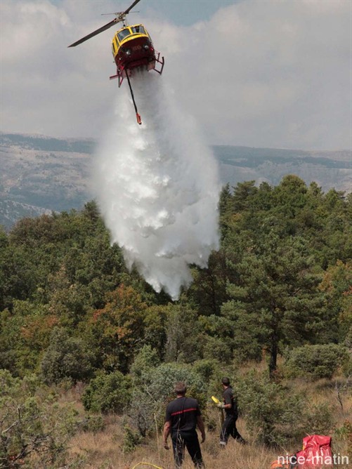 Le colonel Raibaut et le lieutenant Misarelli pendant la manoeuvre - Photo J.Dieren 