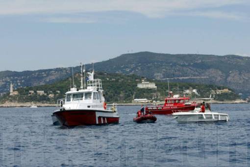 Le 8 juin 2004 et les jours suivants, les secours s'étaient afférés pour retrouver d'éventuels survivants - Photo archives Eric Dulière 