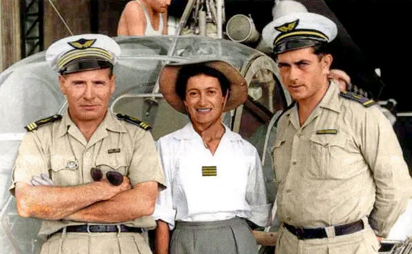 Alexis Santini, Valérie André et Henri Bartier en Indochine - Photo DR colorisée