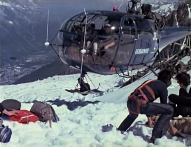 L'Alouette 3 F-MJBL en dépose patin pour récupérer la victime, été 1978 - Photo DR ECPA