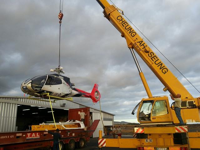 Livraison à Pierrefonds hier à Corail Hélicoptères du premier des deux EC 130 B4 commandés en janvier dernier - Photo Patrick Ah-Sing