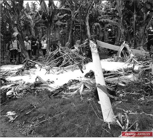 Après avoir accroché une ligne à haute tension, l'appareil s'est embrasé