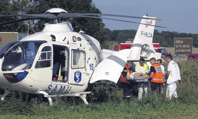Autoroute A1, septembre 2006. La région Picardie a décidé de supprimer sa participation au financement des hélicoptères du Samu qui interviennent lors des accidents graves dans l'Oise - Photo LP/Olivier Arandel