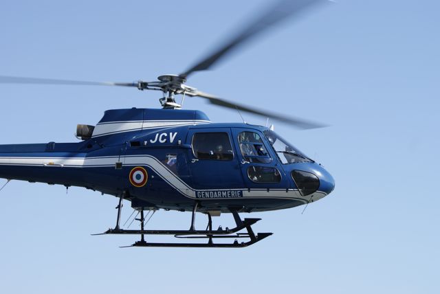 L'Ecureuil AS 350 BA F-MJCV - Photo SARL MACON INFOS