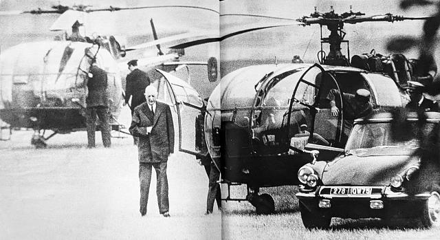 La fameuse photo en double page de Paris match n° 998 Juin 1968 - Photo Henri Bureau