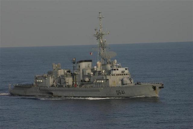 Le Dupleix, vu du Charles de Gaulle