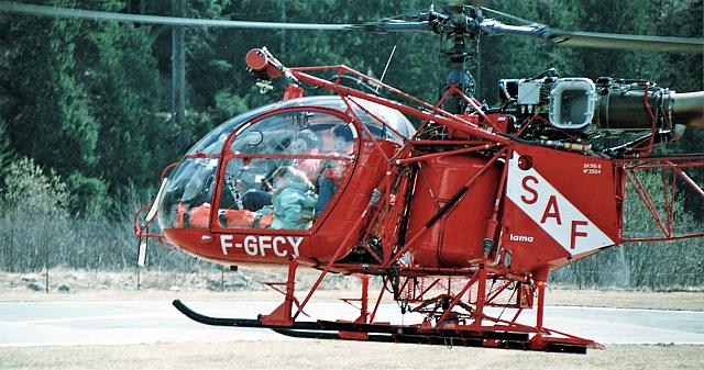 SA315B Lama F-GFCY du SAF à la DZ des Bois de Chamonix dans les années 90 - Photo collection Bertrand Baussant