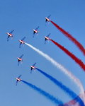 la Patrouille de France à huit Alphajet - Photo © Patrick Gisle