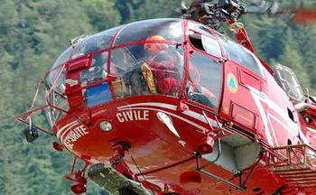 L'Alouette III de la Sécurité civile lors d'une JPO sur la DZ des Bois à Chamonix - Photo © Christophe Gothié