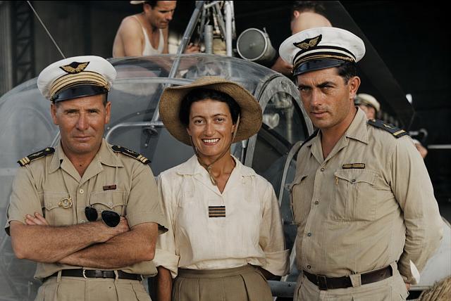 Alexis Santini, Valérie André et Henri Bartier en Indochine 1950 - Photo DR colorisée par IA - Photo DR