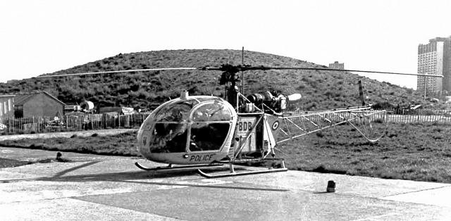 Alouette 2 F-ZBDB Préfecture de Police stationnée sur le tarmac à Issy-les-Moulineaux - Photo DR collection D. Roosens