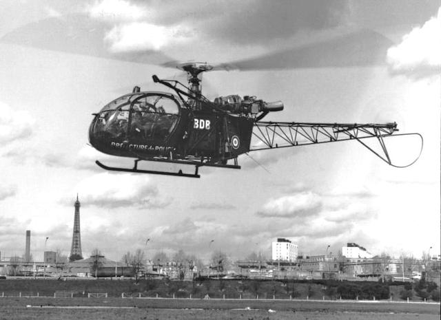 Alouette 2 F-ZBDB Préfecture de Police en vol - Photo DR collection D. Roosens