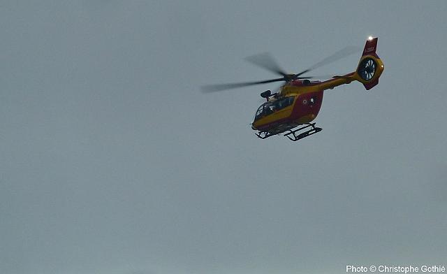 Vers 16h, le H145 D3 Dragon 74 de la Sécurité civile retourne à sa base d'Annecy-Meythet (74), mission terminée jusqu'à la prochaine... - Photo © Christophe Gothié