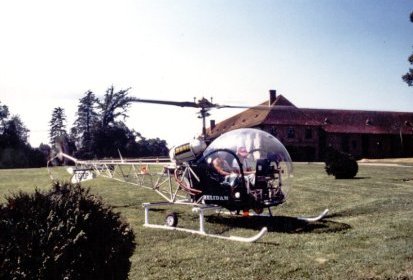 Bell 47 JMP au manche - Photo Collection JMP