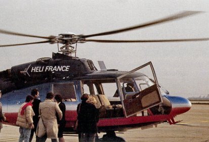 Dauphin Helif Fance F-GBEO embarquement a Orly Sud en 1984 - Photo DR