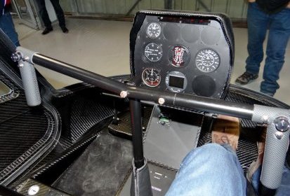 Cockpit du LH 212 - Photo © Patrick Gisle